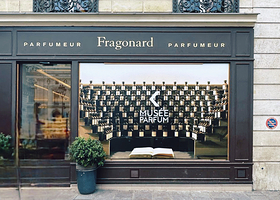 花宫娜巴黎香水博物馆