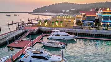 冠岭蓝湾游艇俱乐部