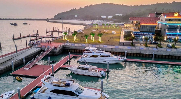 冠岭蓝湾游艇俱乐部