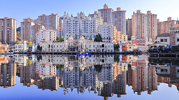 二龙戏珠水上乐园