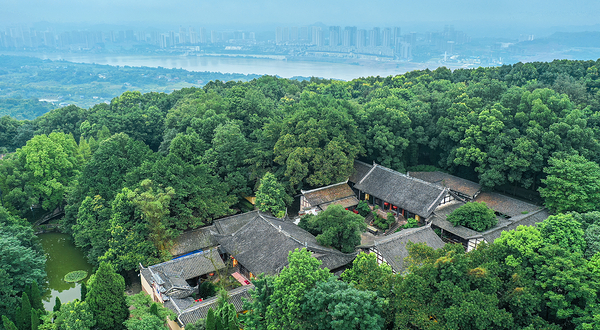 钓鱼城