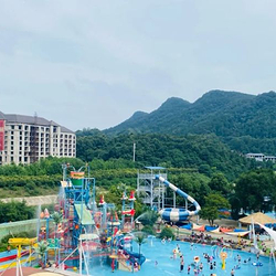南湾海岛风暴水上乐园