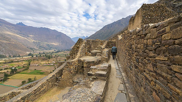 奥扬泰坦博考古遗址