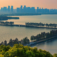 东湖
