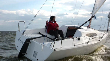 晟达海游艇帆船俱乐部