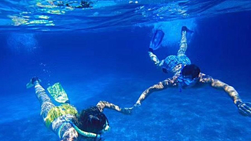 辣甲岛少阳浮潜俱乐部