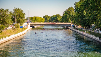 京城水系八一湖码头