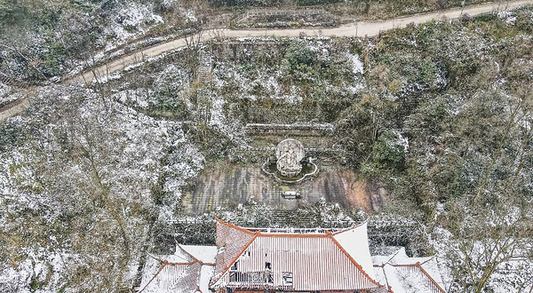 灵岩寺
