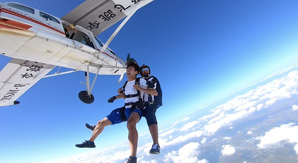 天时爱飞跳伞俱乐部(南京店)