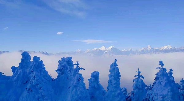 牛背山