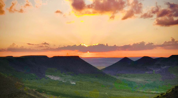 锡林郭勒草原火山国家地质公园