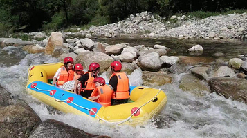 南召大宝天曼峡谷漂流