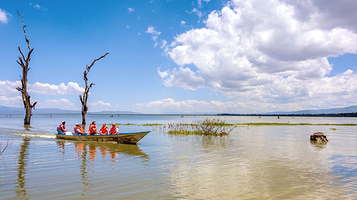 瓦塔穆船游纳瓦沙