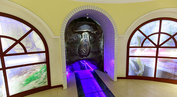 吐鲁番坎儿井地下水利工程