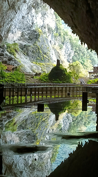 巴马仁乡洞天福地