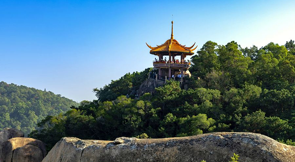 礐石塔山景区