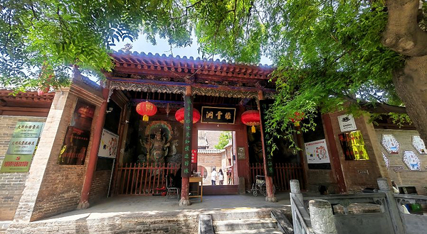堆云洞
