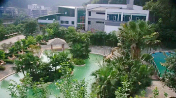 威特卡丝东温泉