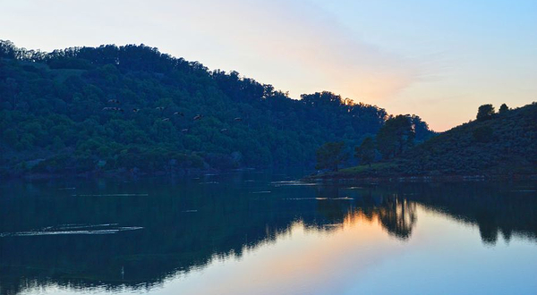 天烛湖仙境景区