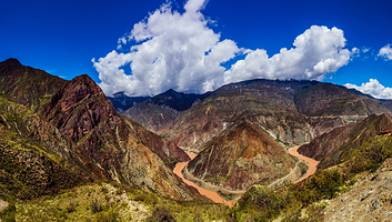 梅里雪山国家公园金沙江大湾