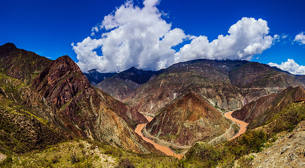 梅里雪山国家公园金沙江大湾