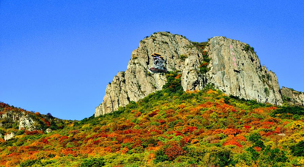 乌兰木图山风景区