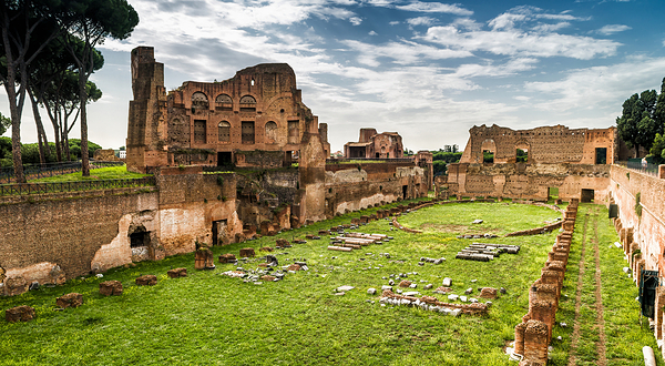 图密善竞技场博物馆