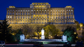 国立塞切尼图书馆