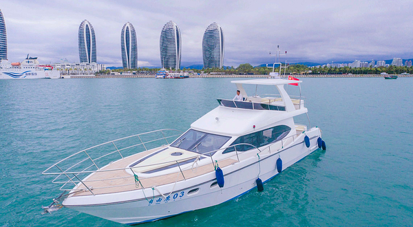 三亚极限玩家游艇俱乐部