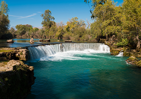 马纳夫加特瀑布