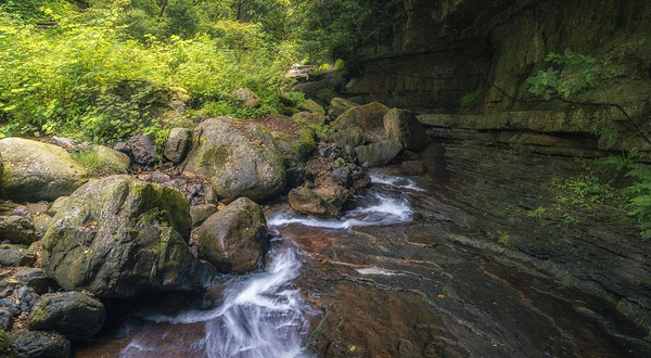 黄连河风景区