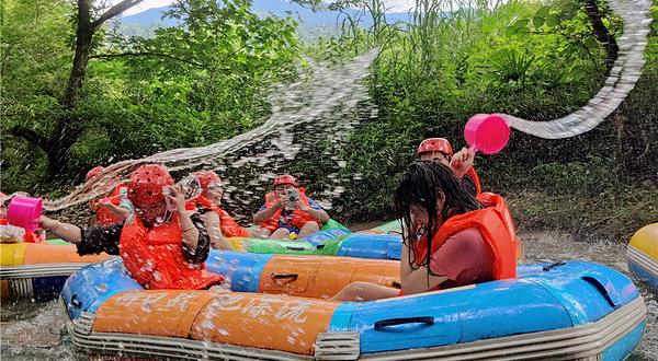 大围山狮口漂流