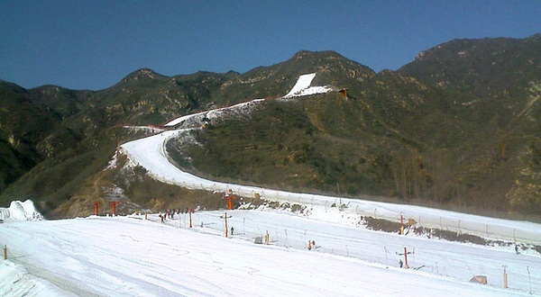 桃花峪滑雪场
