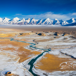 木吉湿地泥火山群