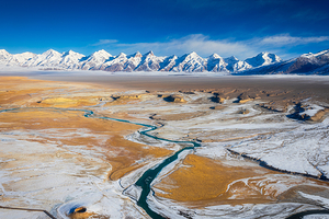 木吉湿地泥火山群