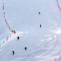 万宝山滑雪场