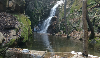 三门峡瓮城瀑布景区
