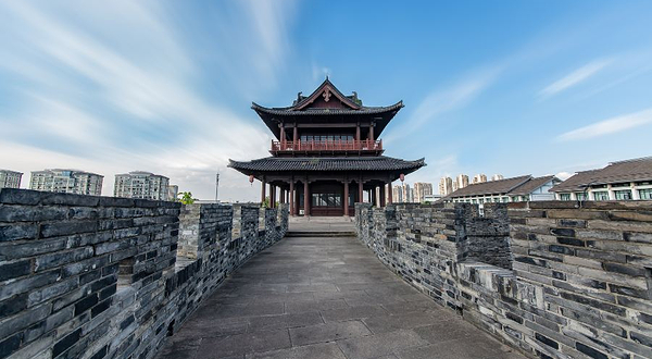 迎恩门风情水街