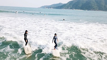 夏海冲浪俱乐部
