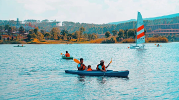 东风韵半岛乐园皮划艇基地