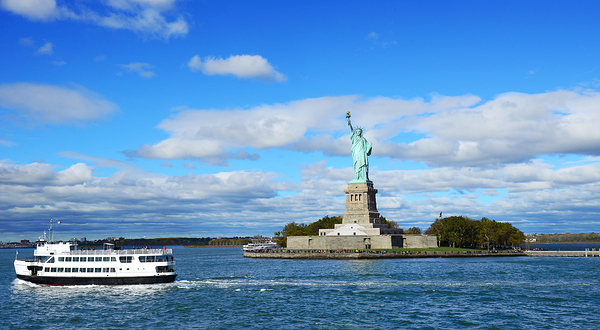 自由女神上岛游船