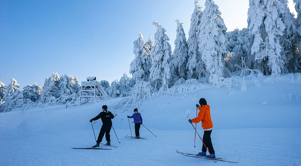 名都滑雪场