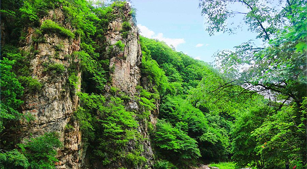 玉龙溪大峡谷风景区