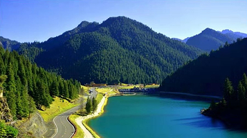 乌鲁木齐天山大峡谷