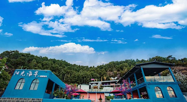 拉市海阳光海岸