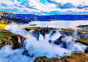 龙羊大峡谷·悬崖览胜