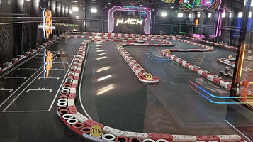 马赫卡丁潮玩城