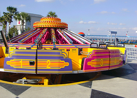 凯马木板人行区