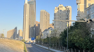 滨河南路