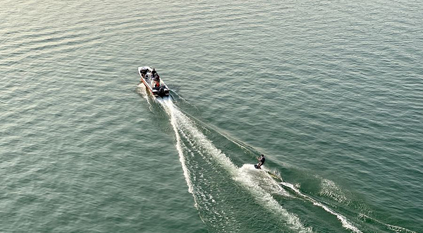 南宁国际水上尾波冲浪俱乐部